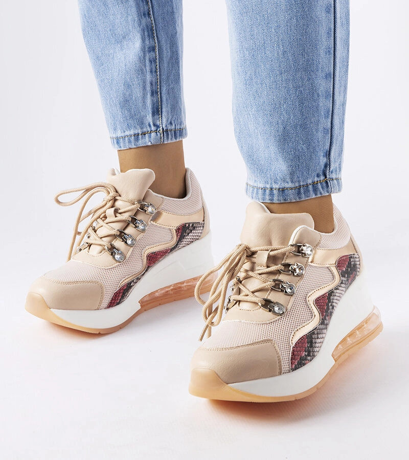 Ružové tenisky na podpätkoch od Dajdli