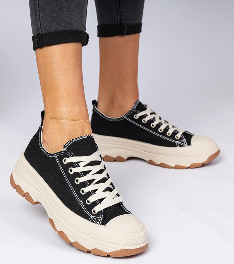 Čierne tenisky na hrubej podrážke Salsana