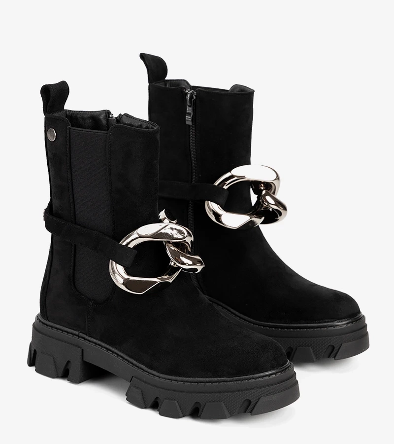 Čierna botki so zlatou retiazkou Gareau