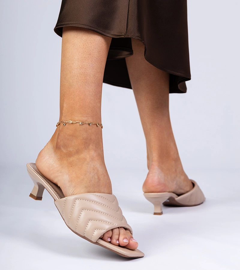 Béžové žabky Launay na nízkom podpätku