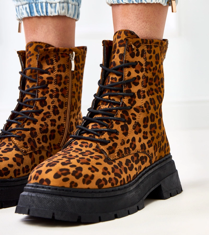 Hnedé členkové topánky s leopardím motívom Espe