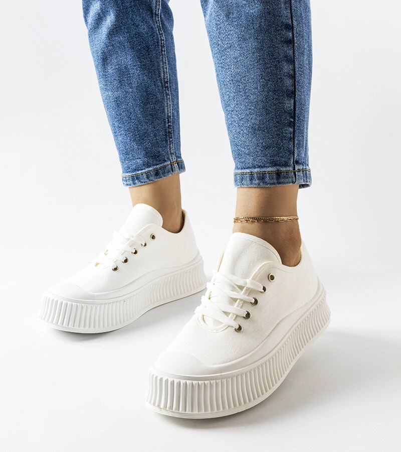 Biele tenisky Wallace s hrubou podrážkou