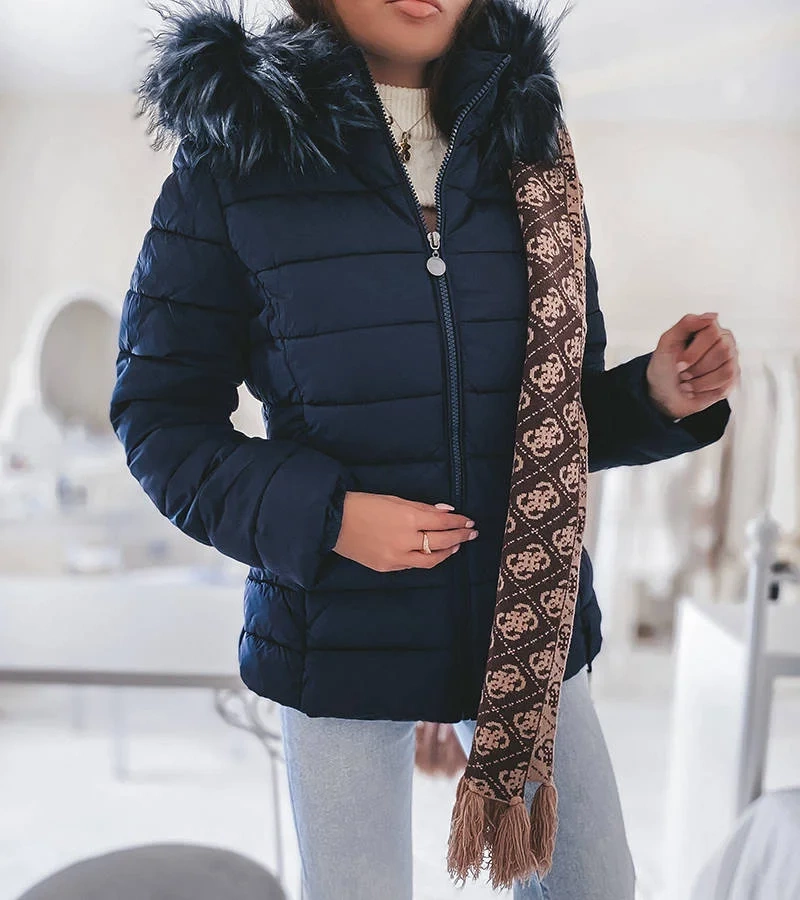 Tmavomodrá prešívaná bunda Reed