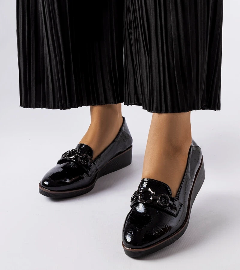 Čierne lakované mokasíny na platformách Erin