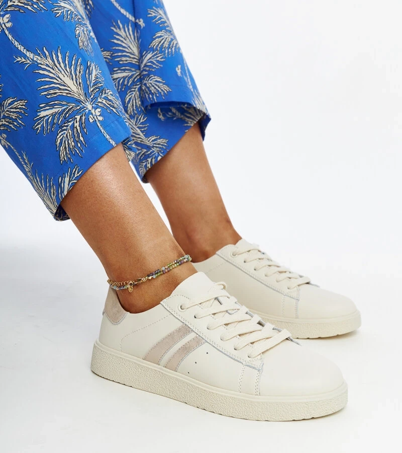 Beige kožené viazané tenisky Camilla