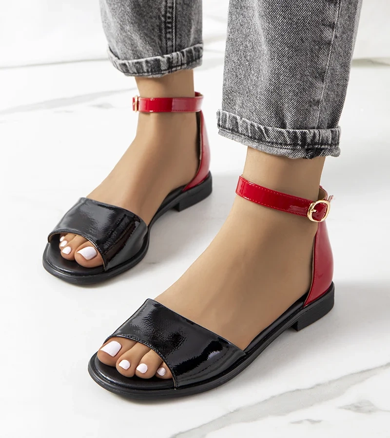 Čierno-červené lakované sandále Besselsen