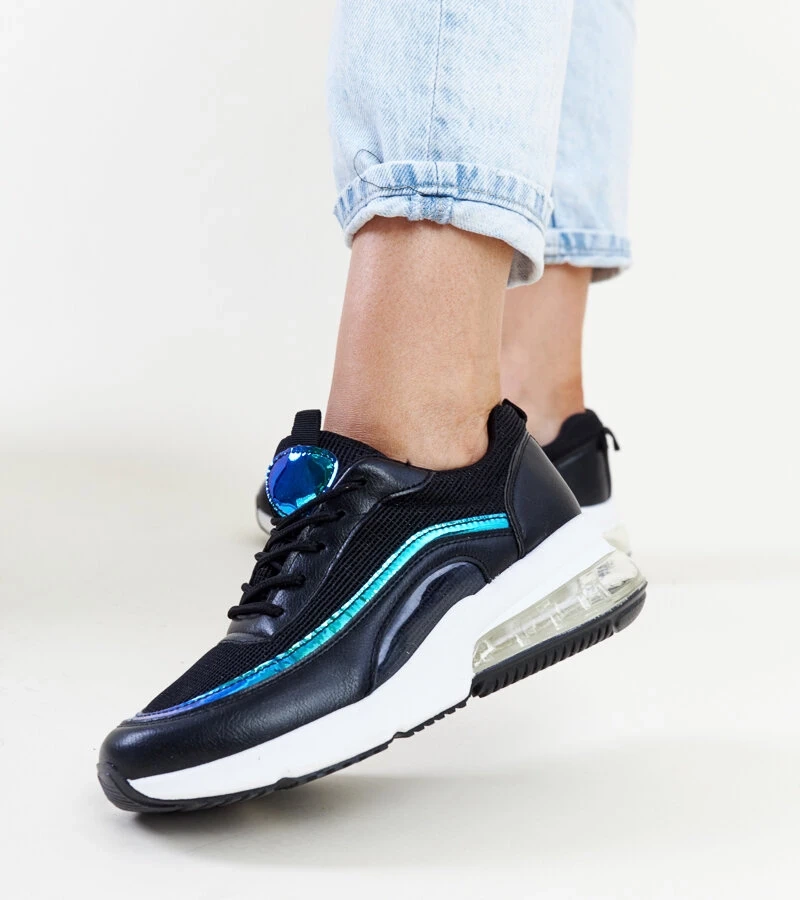 Čierne tenisky s hologramom Jelka