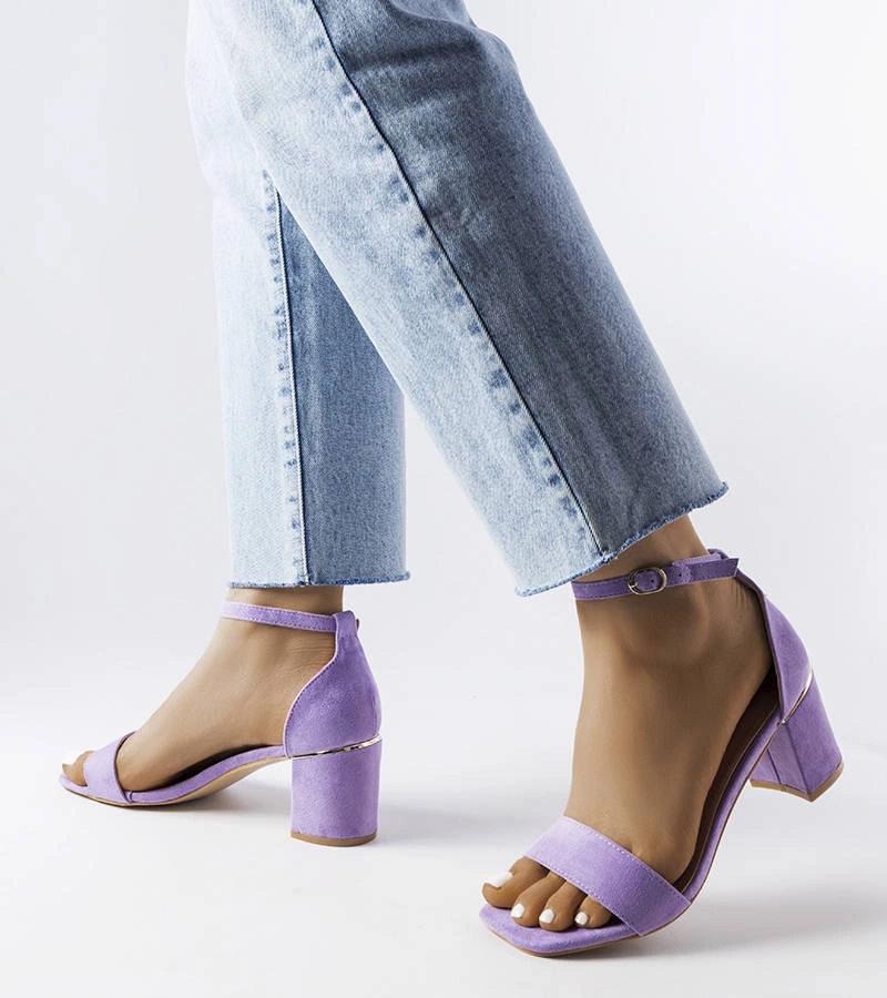 Fialové sandále Dara na nízkom podpätku