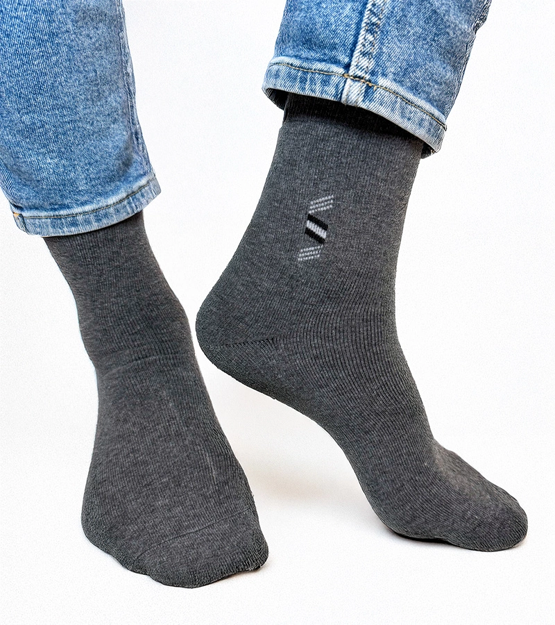 Čierno-biele teplé ponožky Sella