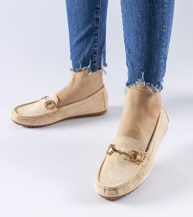 Bežové mokasíny zdobené prackou Fernanda