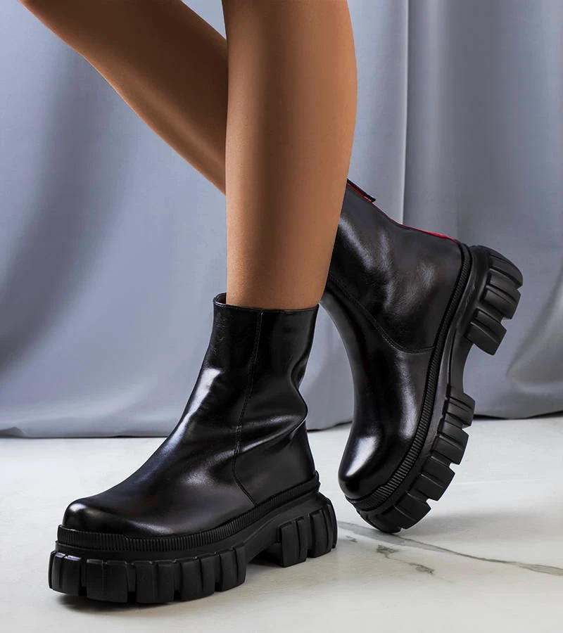 Čierna botki Lapillo