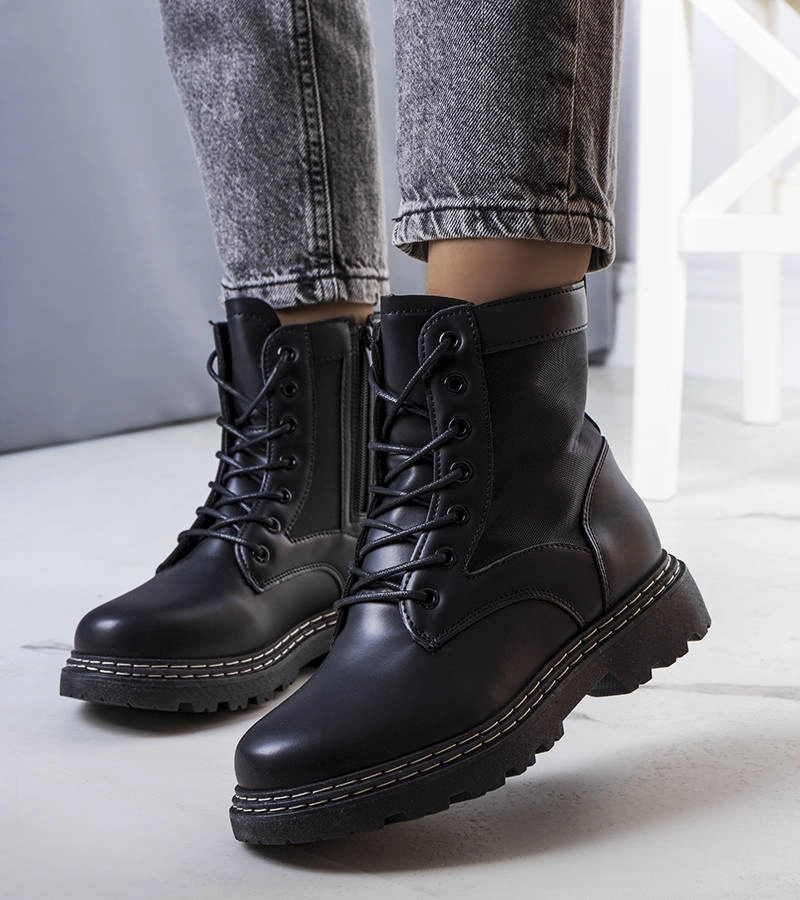 Čierne zateplené trapery Krylo