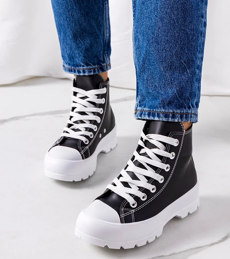 Čierne tenisky Curley na platforme