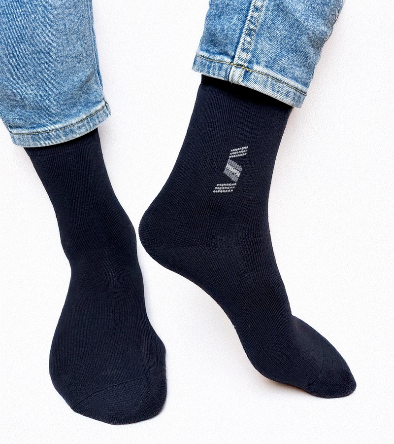 Čierno-biele teplé ponožky Sella