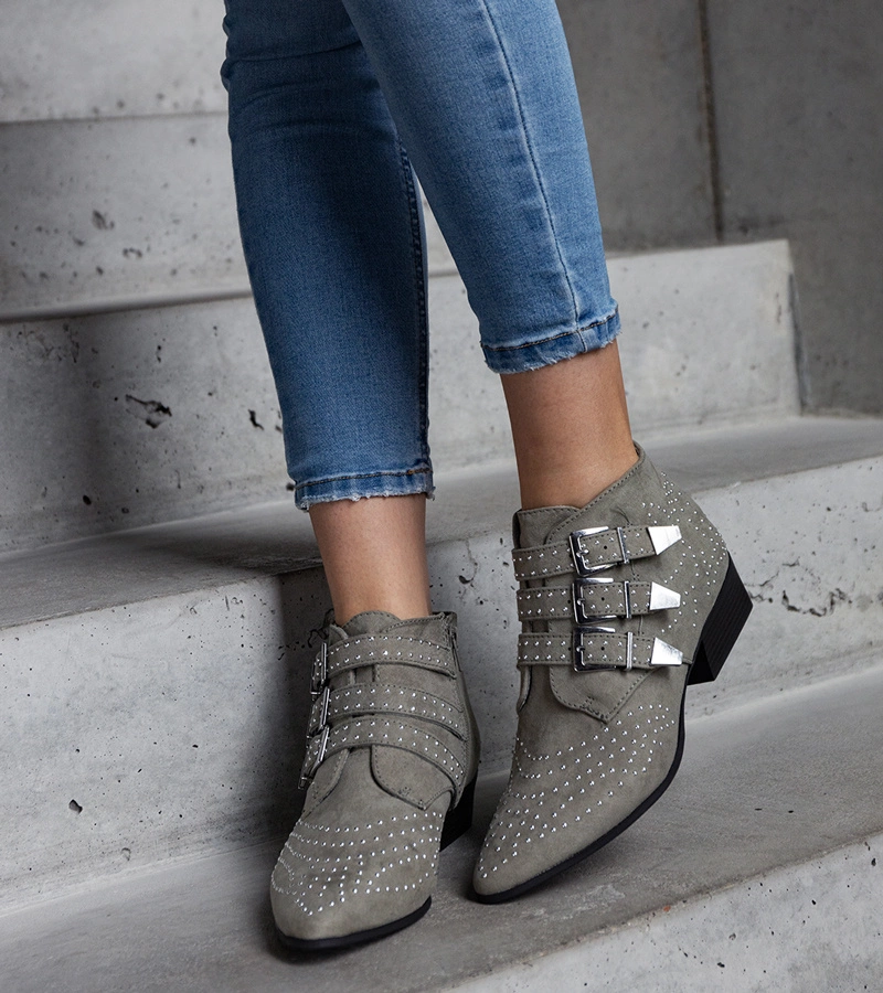 Zelené dekoratívne čižmičky na nízkom stĺpiku Forever