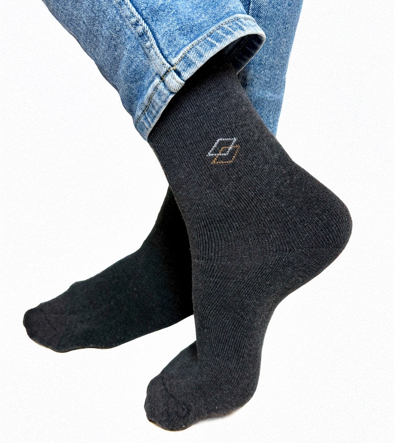 Čierno-biele teplé ponožky Sella