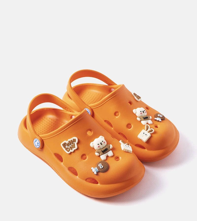 Oranžové žabky so zakrytým nosom Daviau