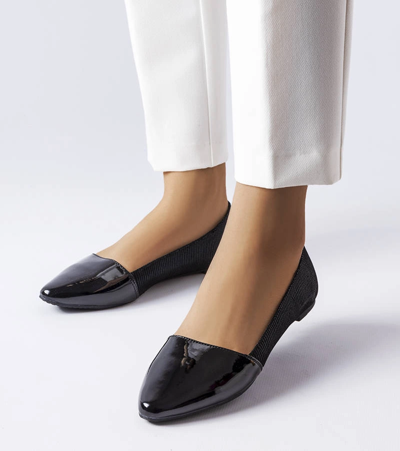 Čierne elegantné baleríny Riel