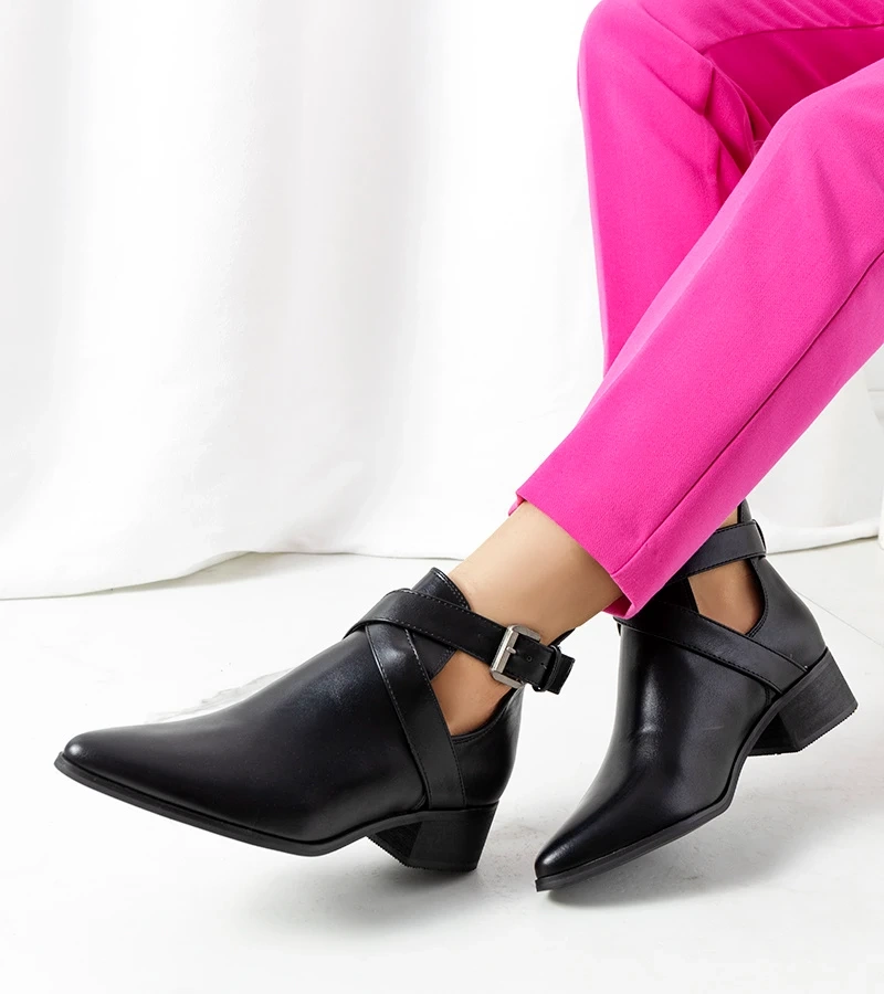 Čierna botki Wardle