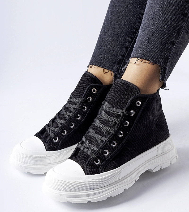 Čierne kotníkové tenisky Villaggio