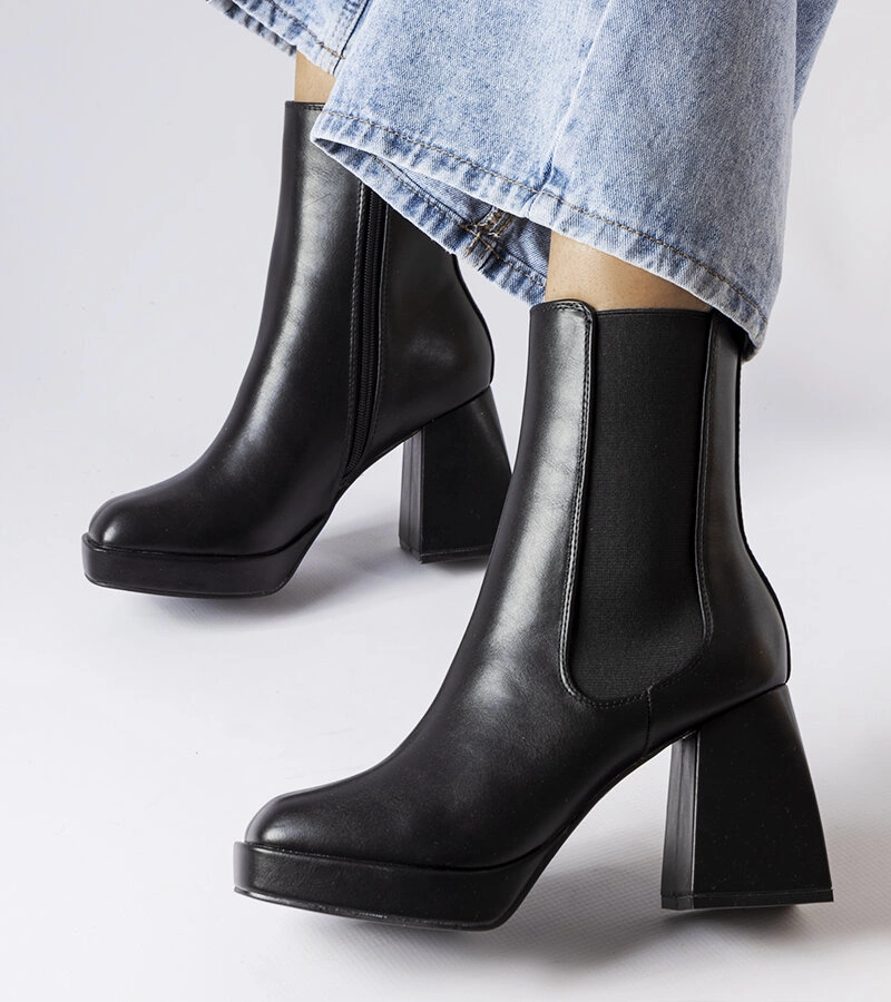 Čierne topánky s pevným stĺpikom Watson