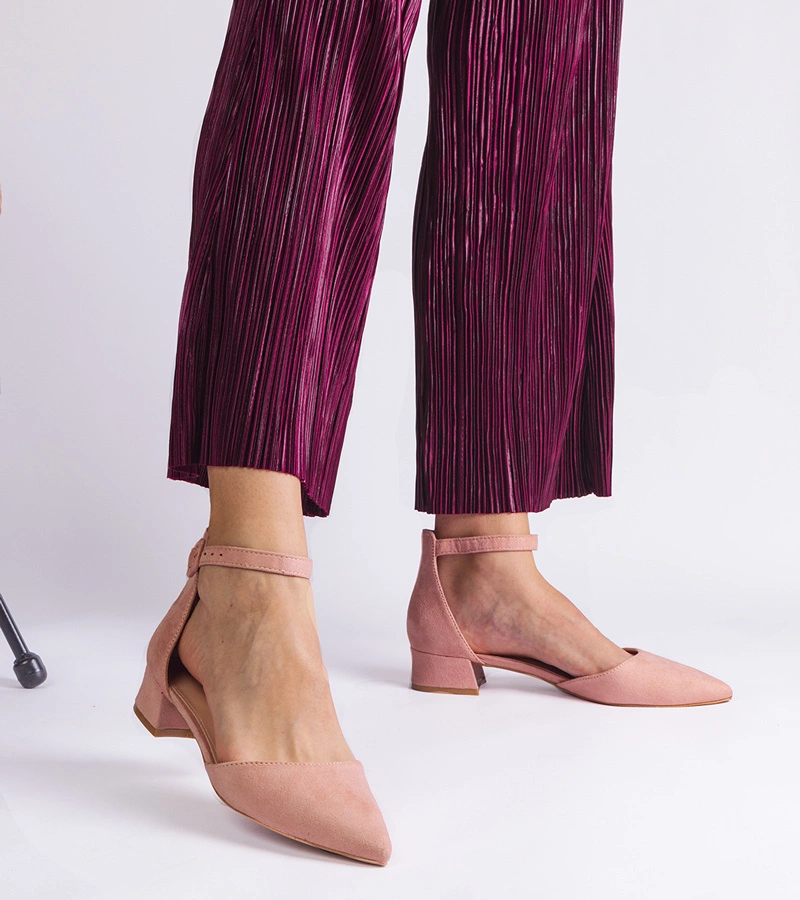 Svetloružové lodičky na nízkom podpätku Elison