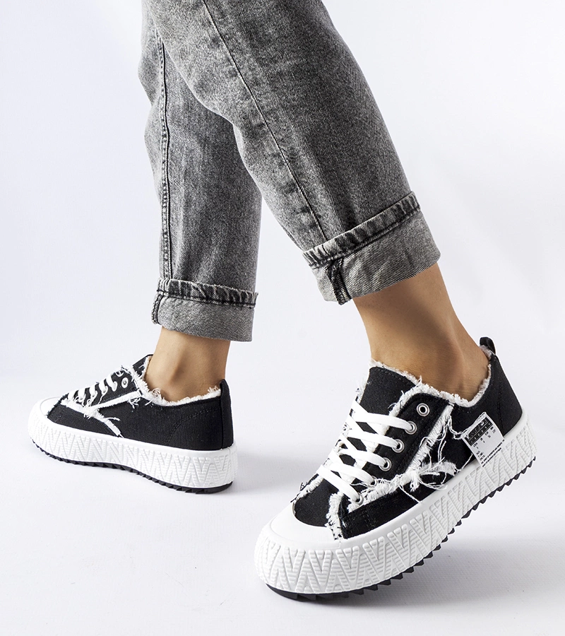 Čierne tenisky na platforme Coolidge