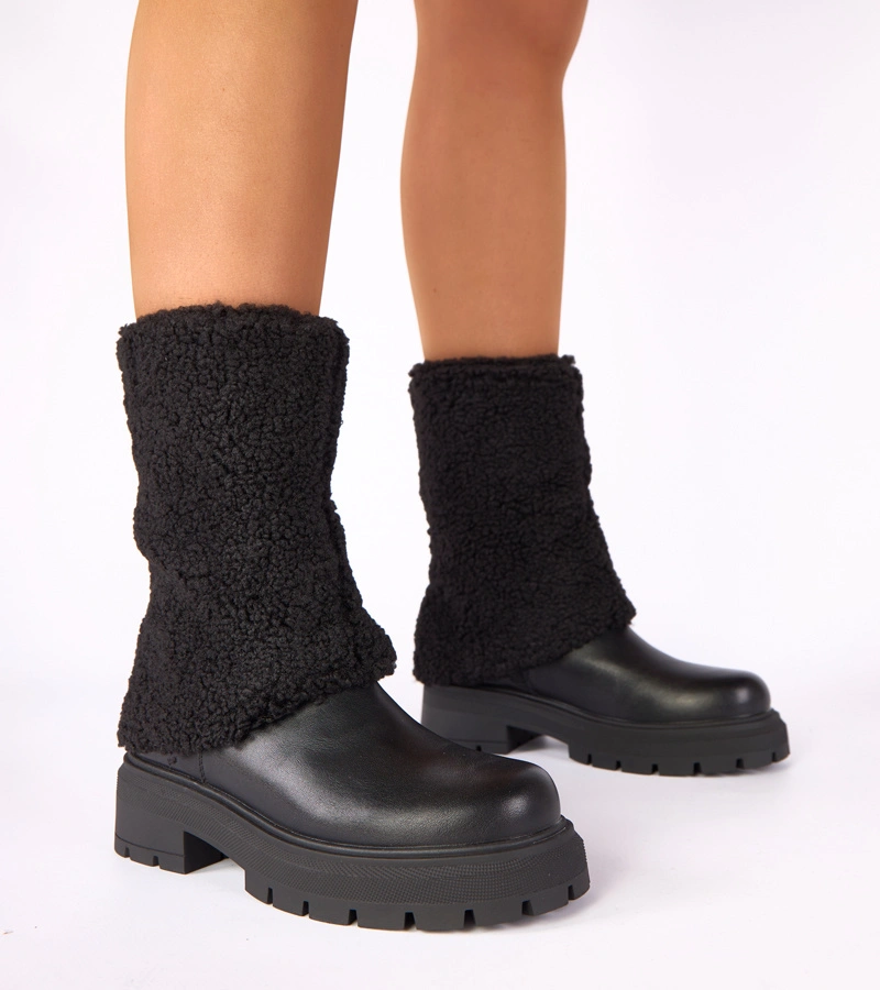 Čierne členkové čižmy s ohrnutým textilným zvrškom Darlene