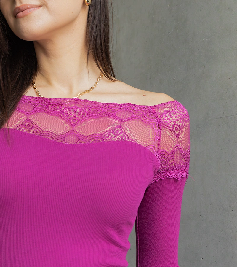 Ružová blúzka španielka s čipkovou vsadkou Vikija