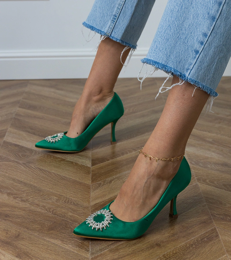 Zelené saténové lodičky s kamienkami Bellira