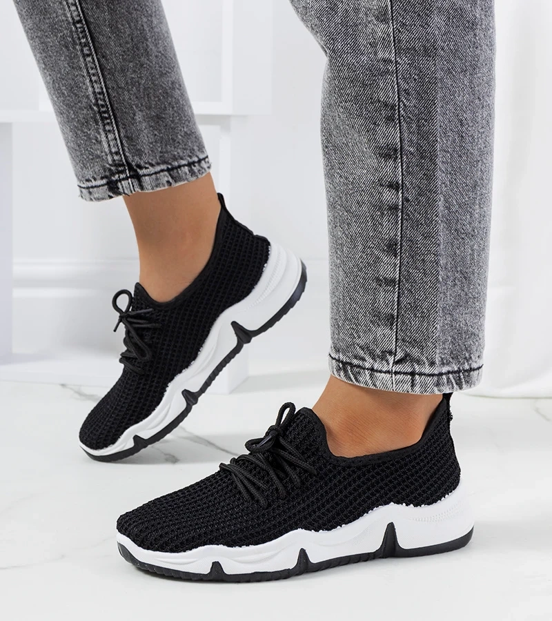 Čierne športové tenisky Vermunt