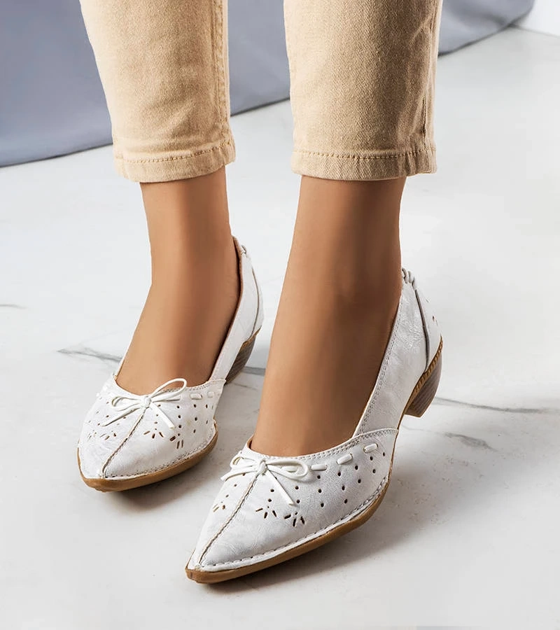 Biele baleríny Glazko