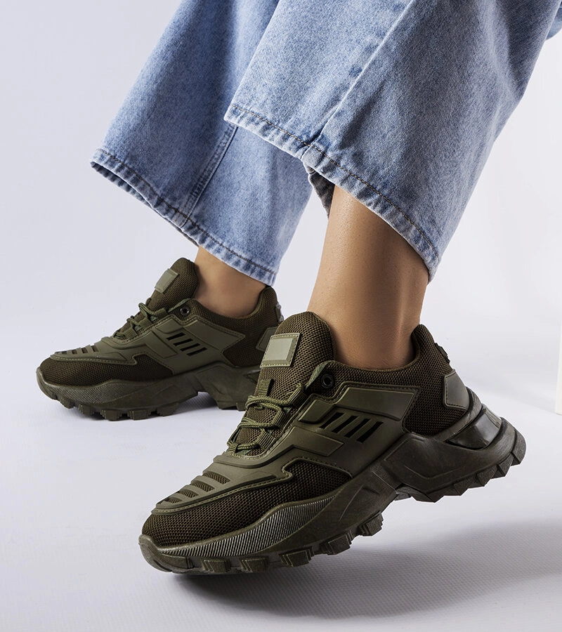 Zelené tenisky na pevnej podrážke Sacchi