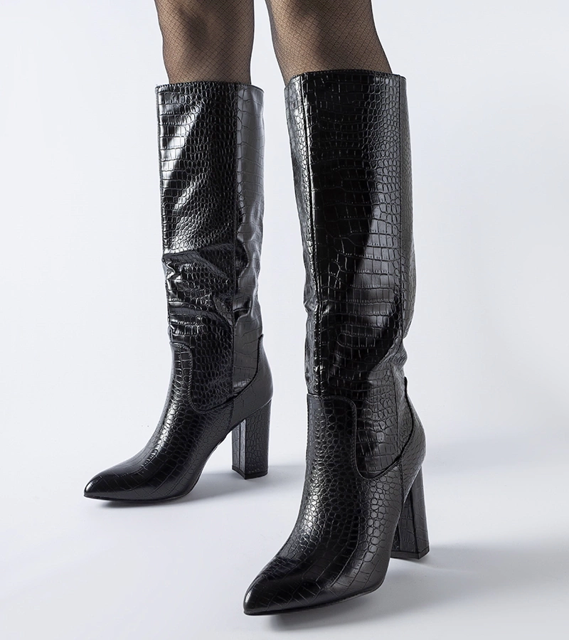 Čierne čižmy s potlačou na podpätku Delfina 4504 BLACK