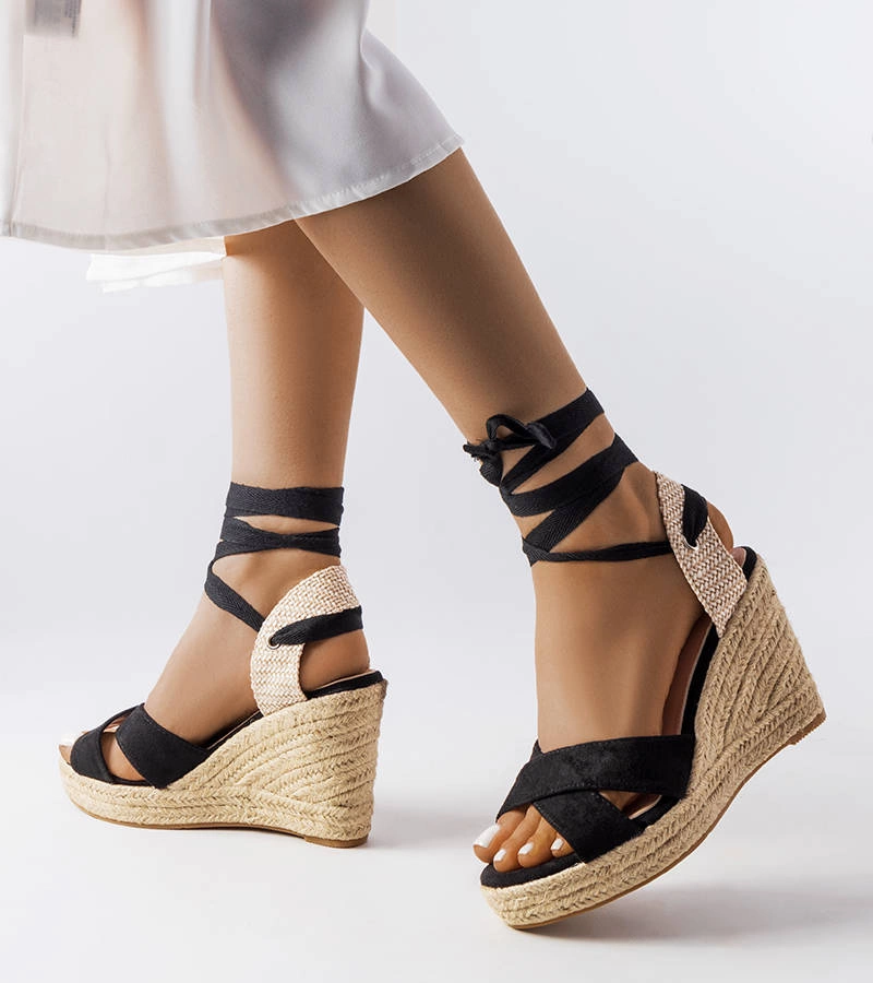 Čierne espadrilky na platformách Reviloa