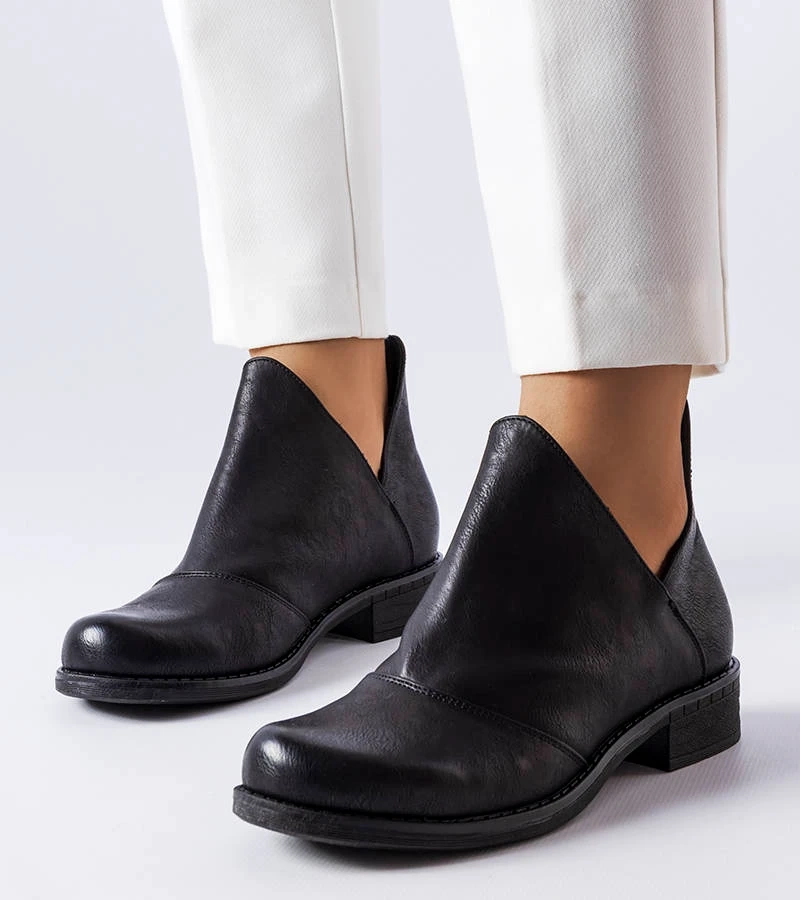 Čierne topánky s nepravidelným zvrškom Lacombe