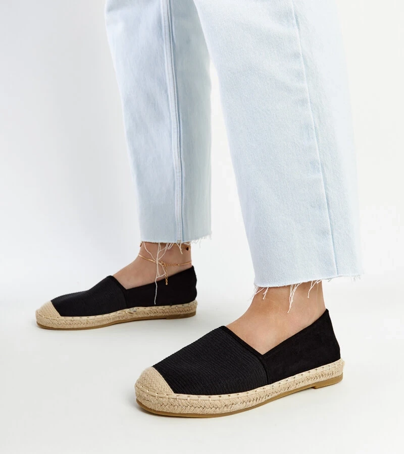 Čierne espadrilky s leskom na platforme Ming