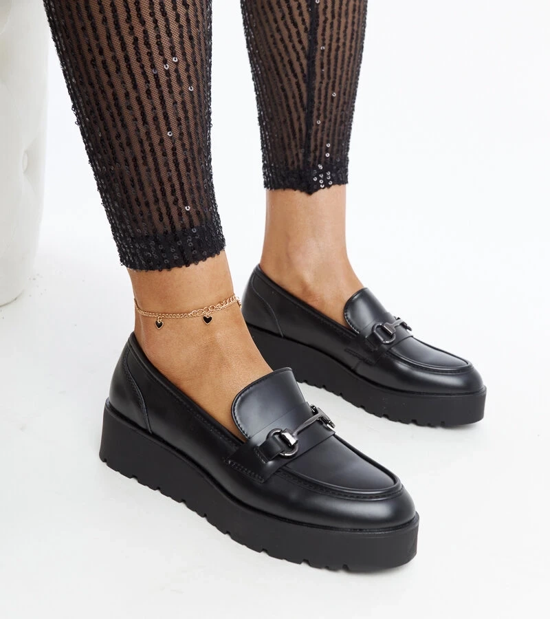 Čierne topánky na platforme Oili