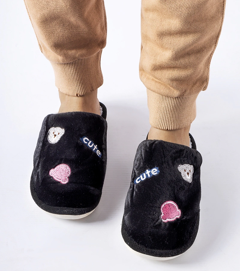 Čierne teplé papuče s medveďmi Cute