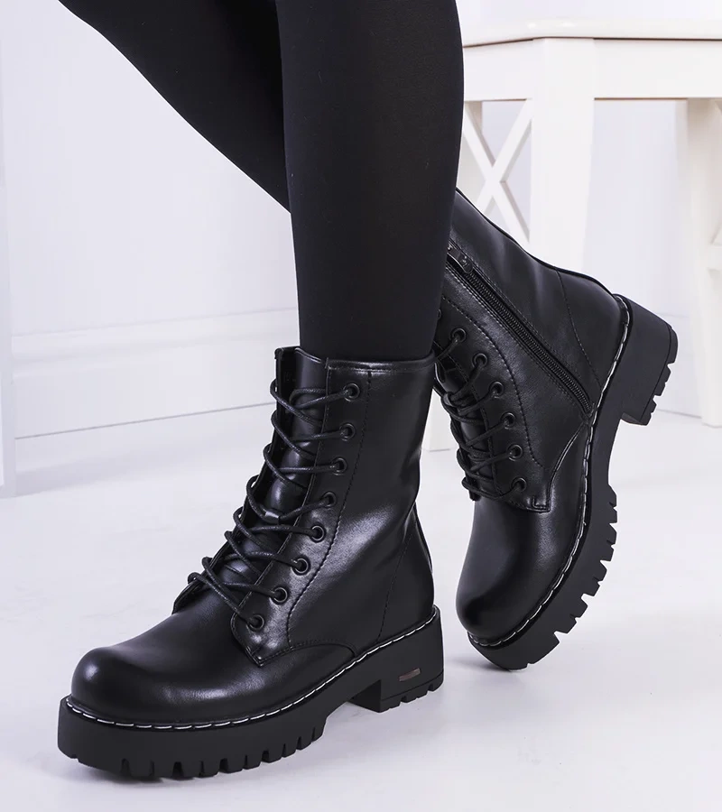 Čierna botki s bielou niťou Rebeca