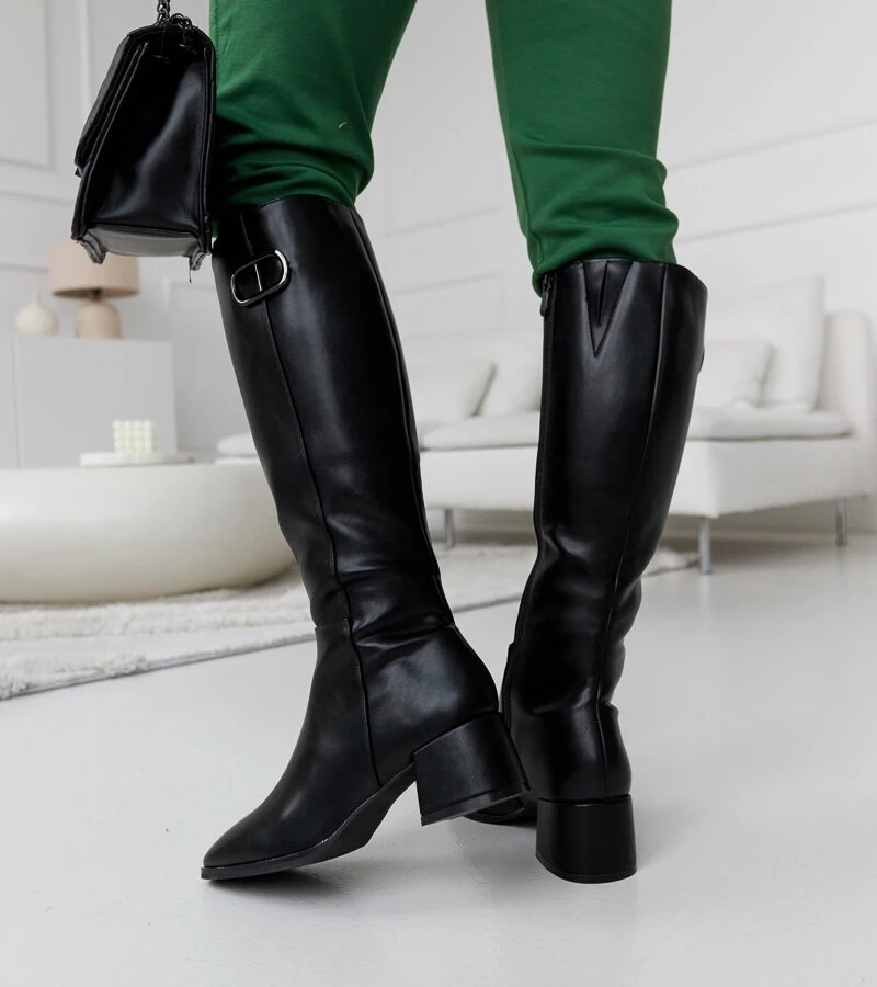 Čierne čižmy s ozdobnou sponou Sydney