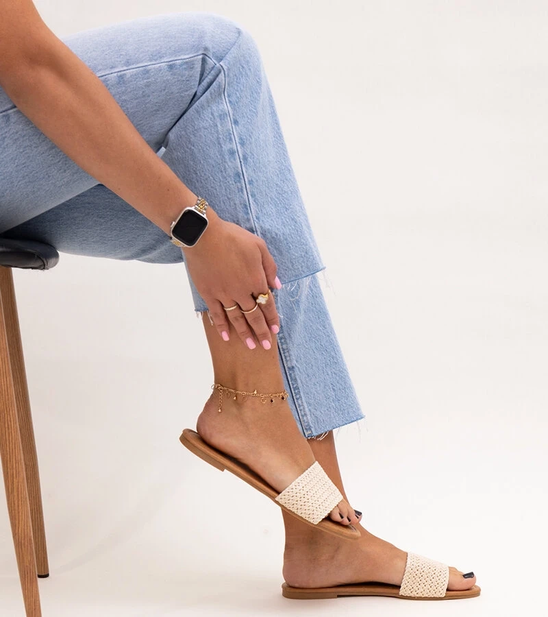 Svetlobežové vyšívané šľapky Marika