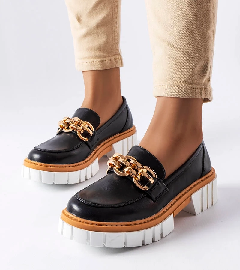 Čierne mokasíny na hrubej podrážke Casgrain