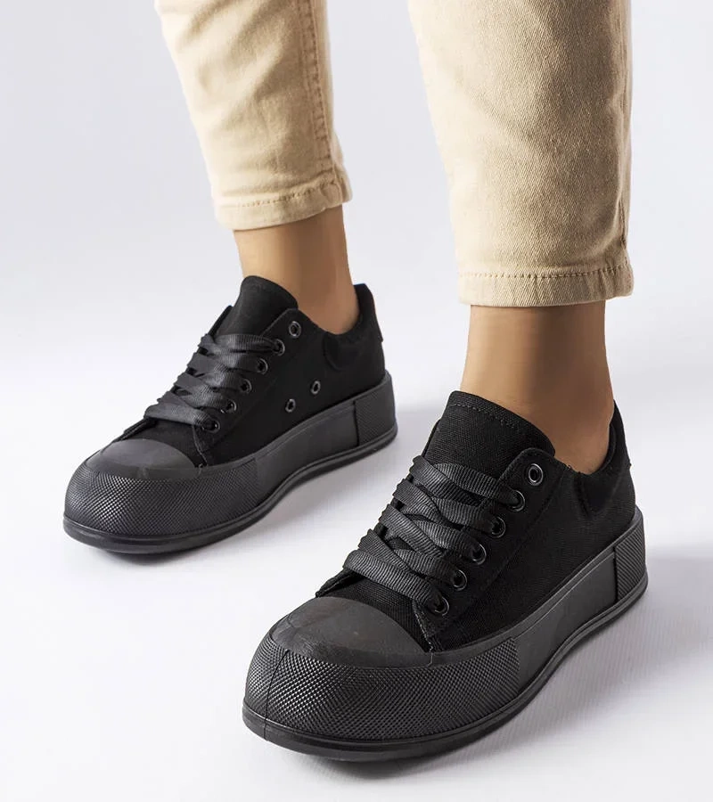 Čierne tenisky na platforme Josseaume