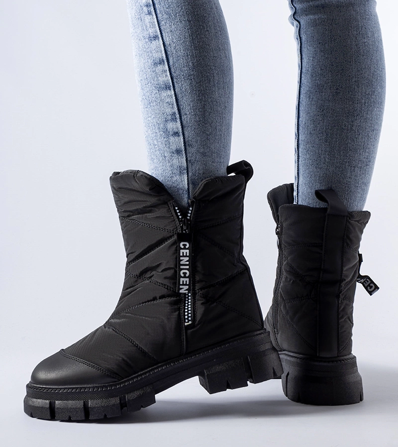 Čierne tepané štepované snehule Antonina