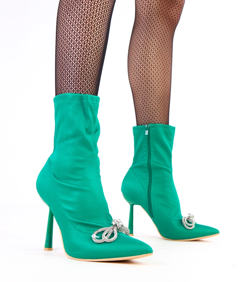 Zelené saténové členkové čižmy s mašľou z kamienkov Bellana