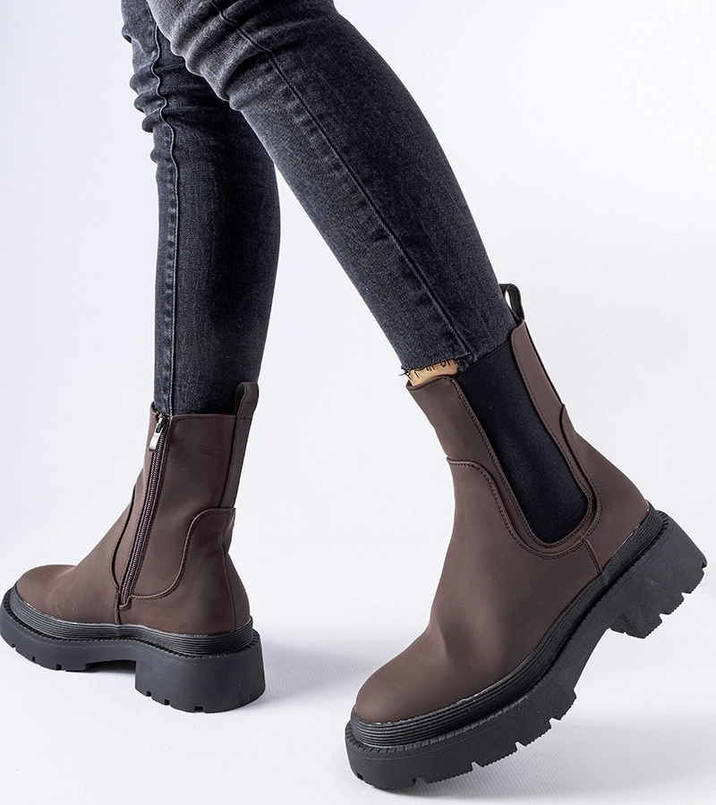 Hnedé robustné zateplené čižmy Banaudon