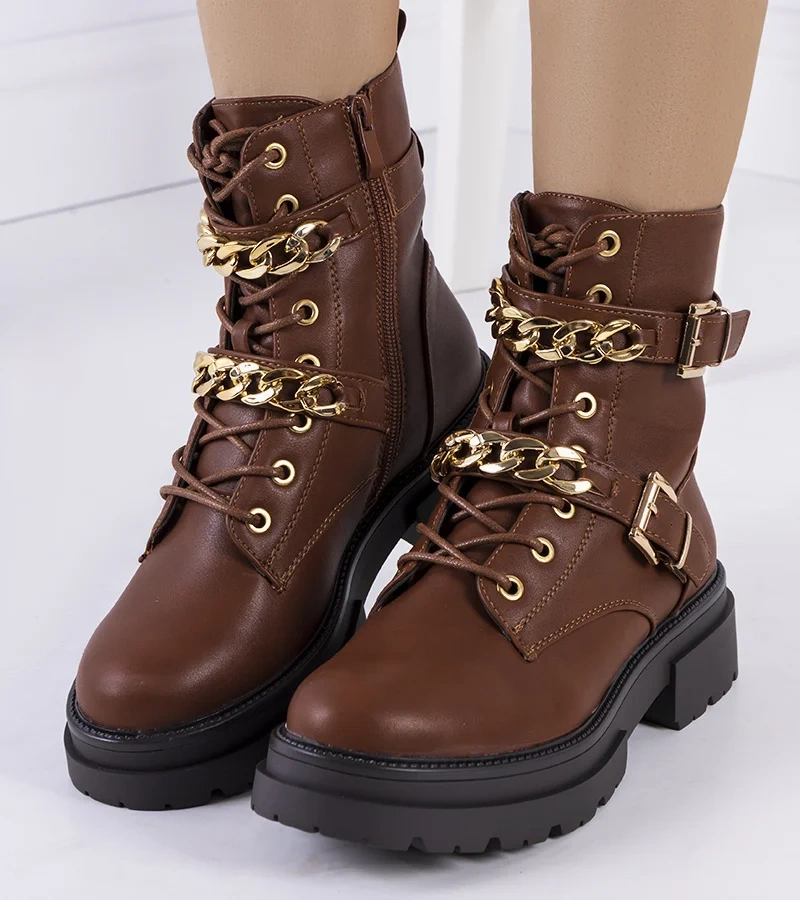 Hnedé lapače s reťazami Corinna