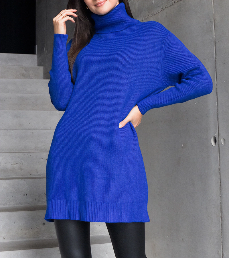 Dlhý modrý mäkký sveter s rolákom Kali