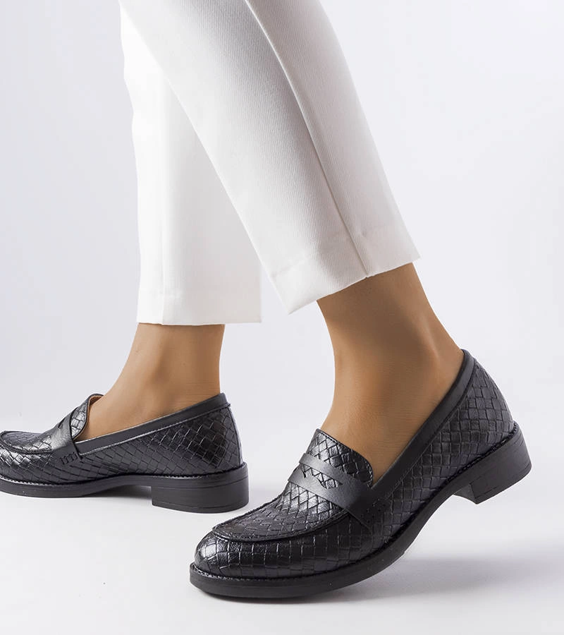 Čierne mokasíny Deich